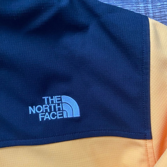 NorthFace Men’s hooded thin jacket black/ yellow size XL - Picture 3 of 5